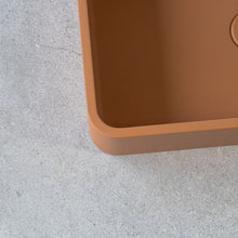 Cargar imagen en el visor de la galería, LAVAMANOS FLOW NC NARANJA