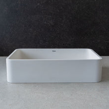 Cargar imagen en el visor de la galería, LAVAMANOS FLOW NC GRIS CLARO