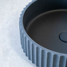 Cargar imagen en el visor de la galería, LAVAMANOS ASTRA SOLID NEGRO