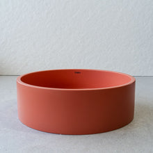 Cargar imagen en el visor de la galería, LAVAMANOS VORTEX SOLID RED