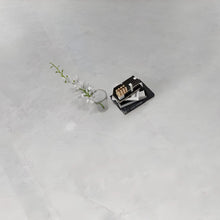 Cargar imagen en el visor de la galería, WINNER WHITE 60X60
