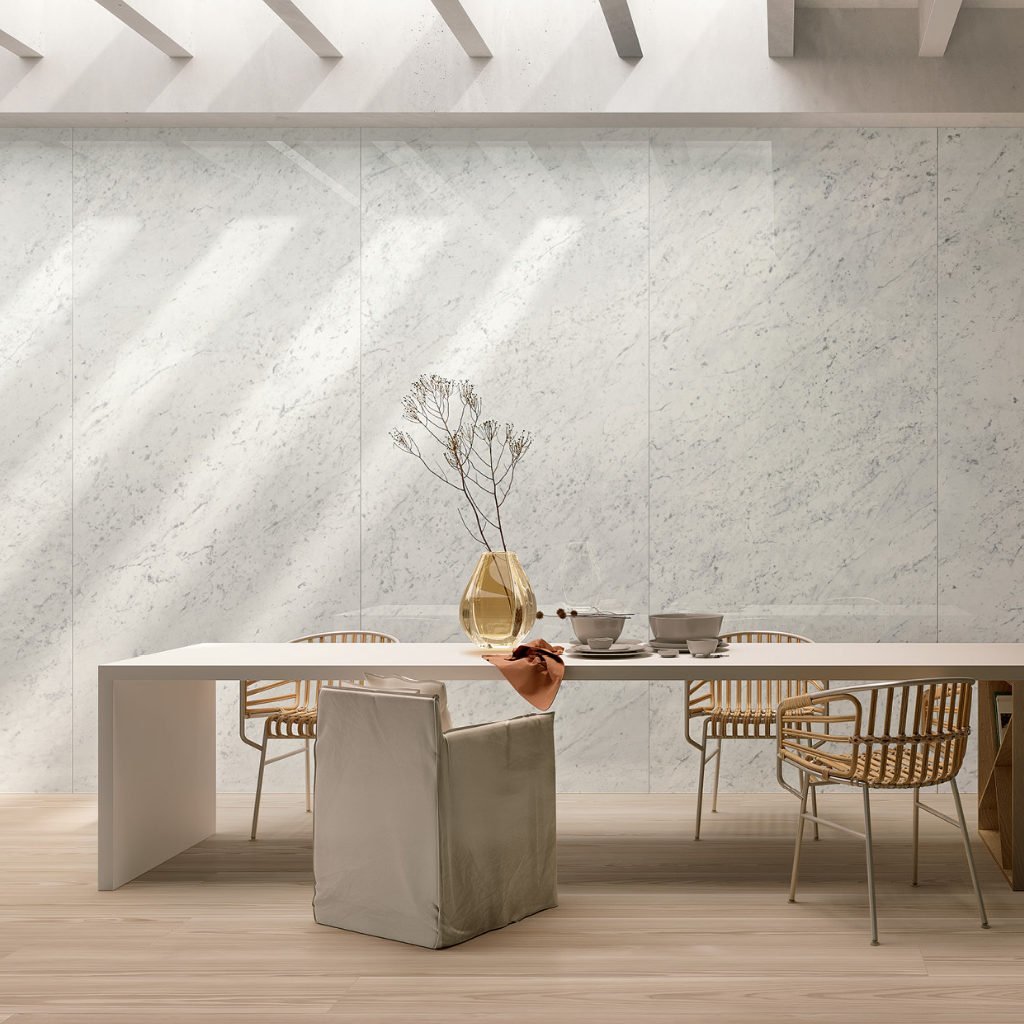 CARRARA C HONED 120X278